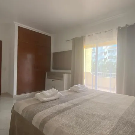 Orange With Private Pool אלבופיירה