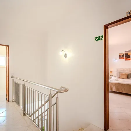 Orange With Private Pool فيلة البوفيرا