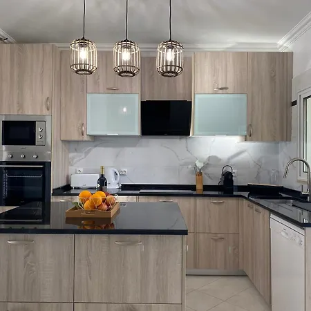 Orange With Private Pool Вілла