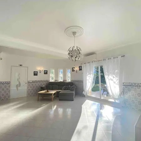 Orange With Private Pool * 알부페이라