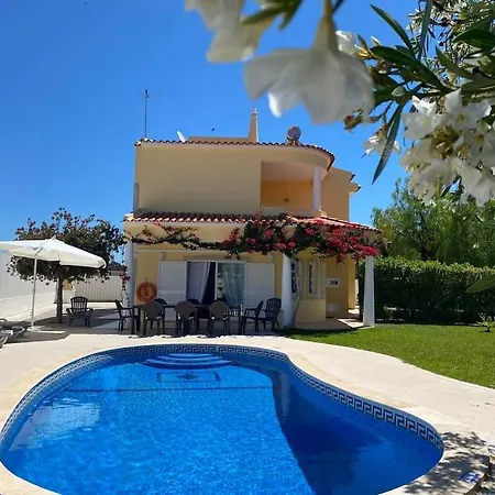 Orange With Private Pool 빌라