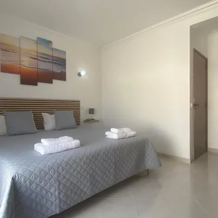 Orange With Private Pool 빌라